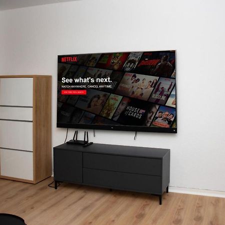 Entire Apartment Malmo 2 Bedrooms-Tv Lounge-Balcony Εξωτερικό φωτογραφία