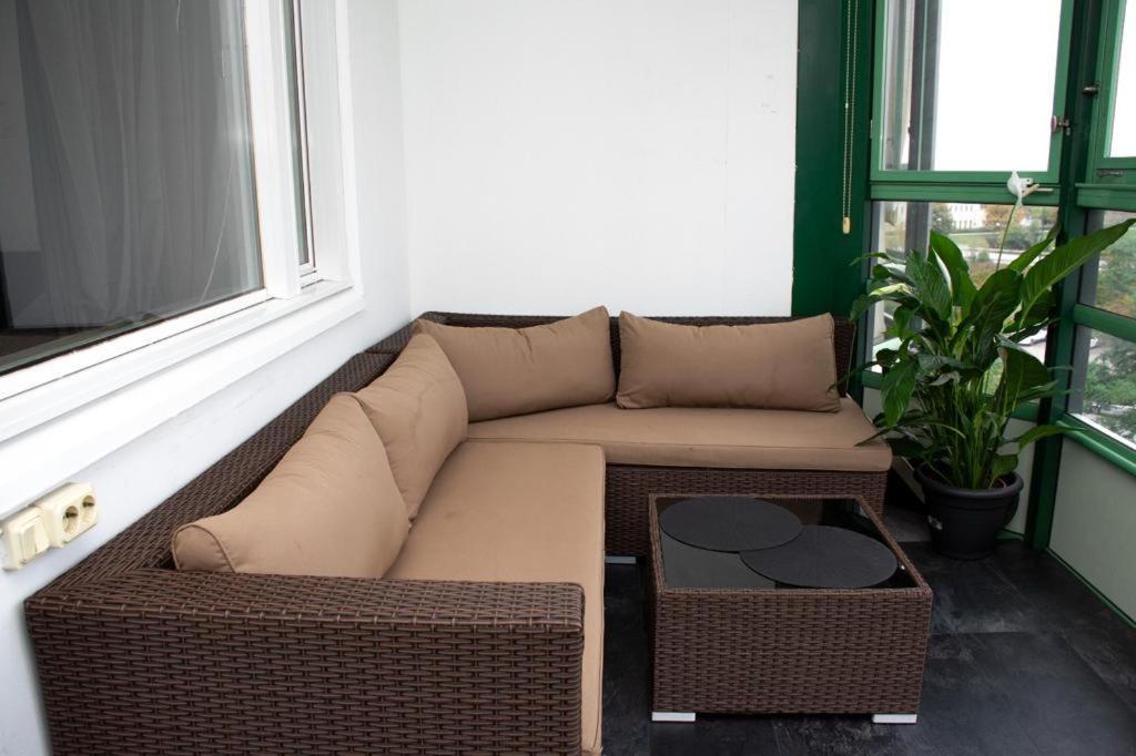 Entire Apartment Malmo 2 Bedrooms-Tv Lounge-Balcony Εξωτερικό φωτογραφία