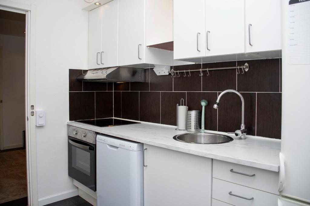Entire Apartment Malmo 2 Bedrooms-Tv Lounge-Balcony Εξωτερικό φωτογραφία