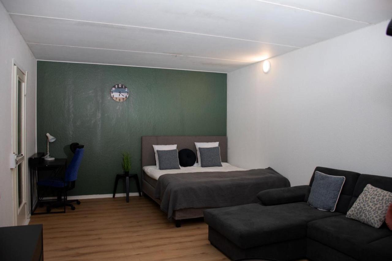 Entire Apartment Malmo 2 Bedrooms-Tv Lounge-Balcony Εξωτερικό φωτογραφία